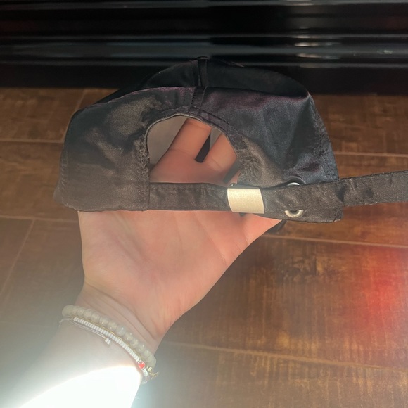 100% polyester black hat - Picture 2 of 3